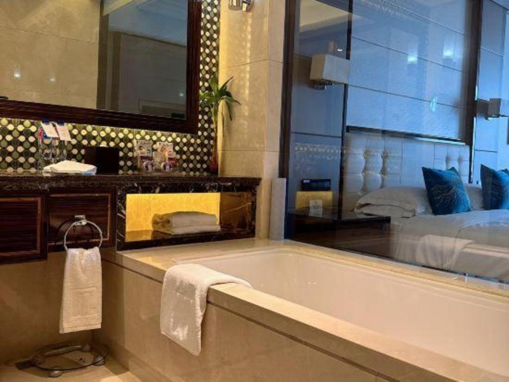 Jin Jiang Mingcheng Hotel Yancheng  Exterior photo